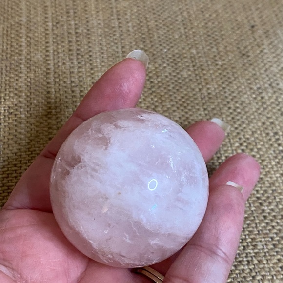 Small Quartz sphere with clear holder - Picture 6 of 11